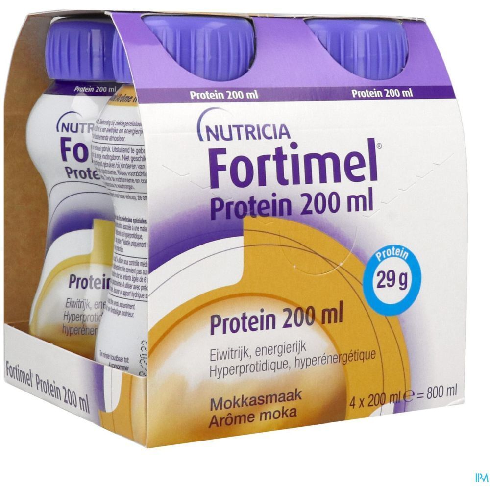 Emballage avec trois bouteilles Fortimel Protein moka. Inscription: Nutricia Fortimel Protein 200 ml, 29g protéines. Goût: Moka.