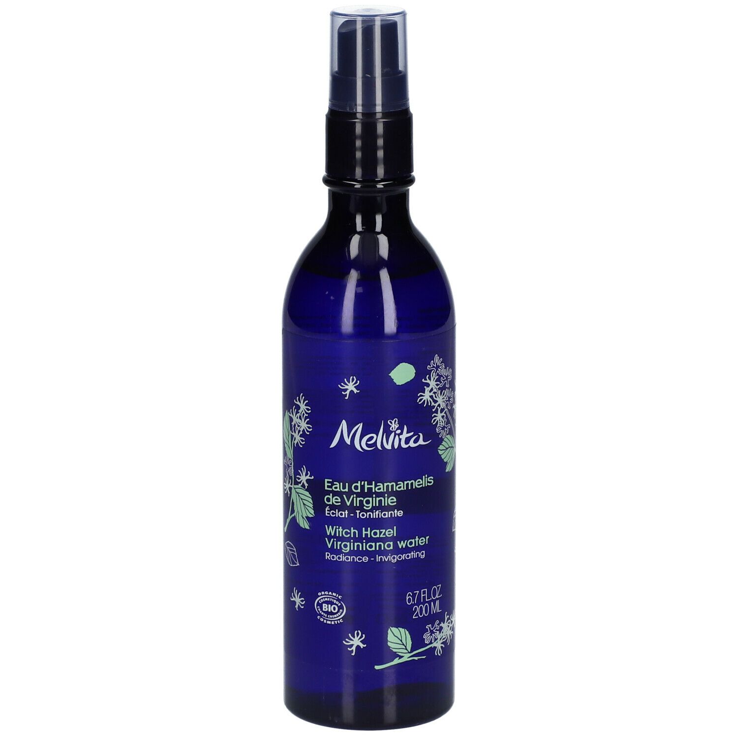 Flacon bleu avec vaporisateur. Inscription: Melvita, Eau d'Hamamélis de Virginie, Witch Hazel Virginiana water. Label bio.