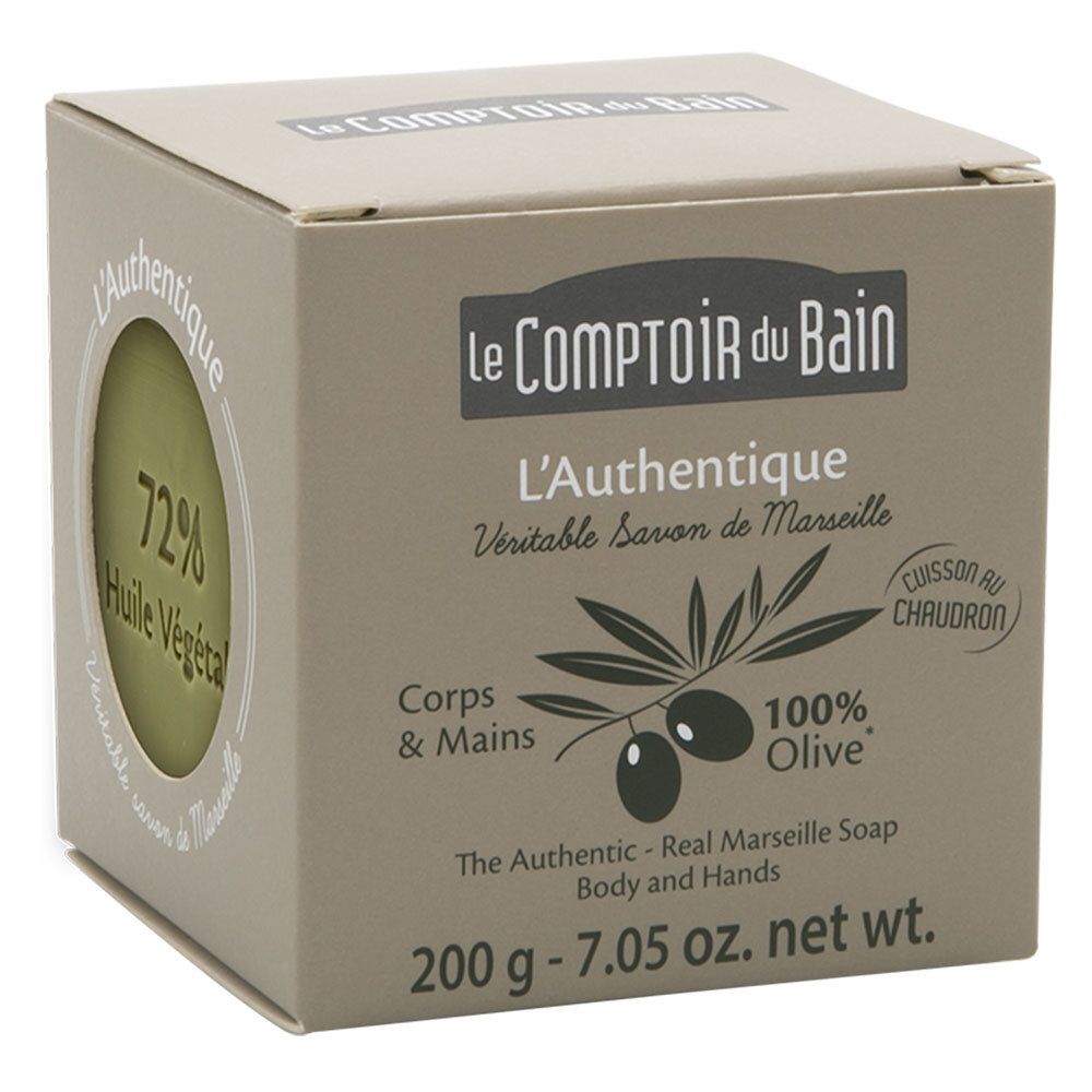Emballage carton avec savon. Inscription: Le Comptoir du Bain, L'Authentique, 72% Huile Végétale, 100% Olive, 200g.