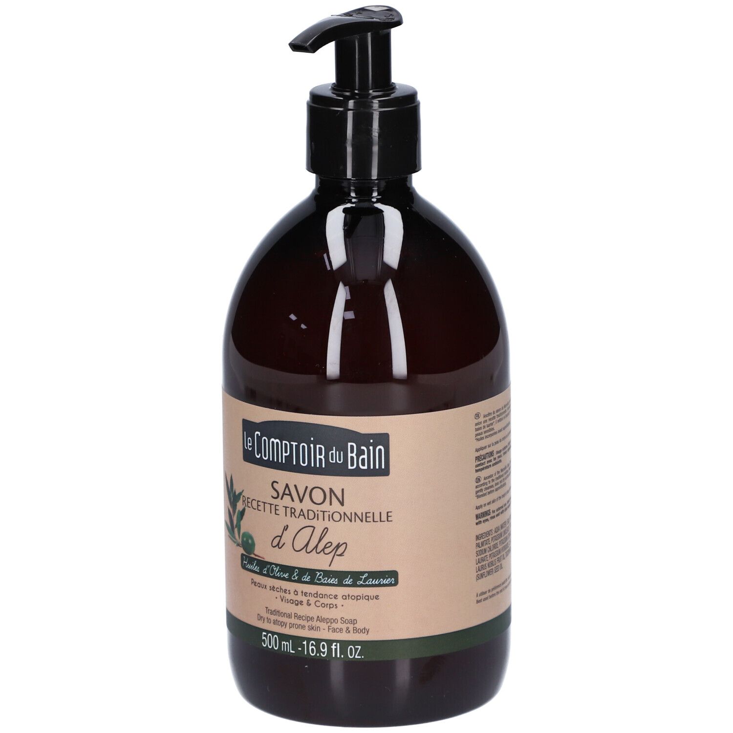Flacon marron avec pompe noire. Étiquette avec informations et logo. Inscription: Le Comptoir du Bain, Savon d'Alep. Contenance: 500 ml.