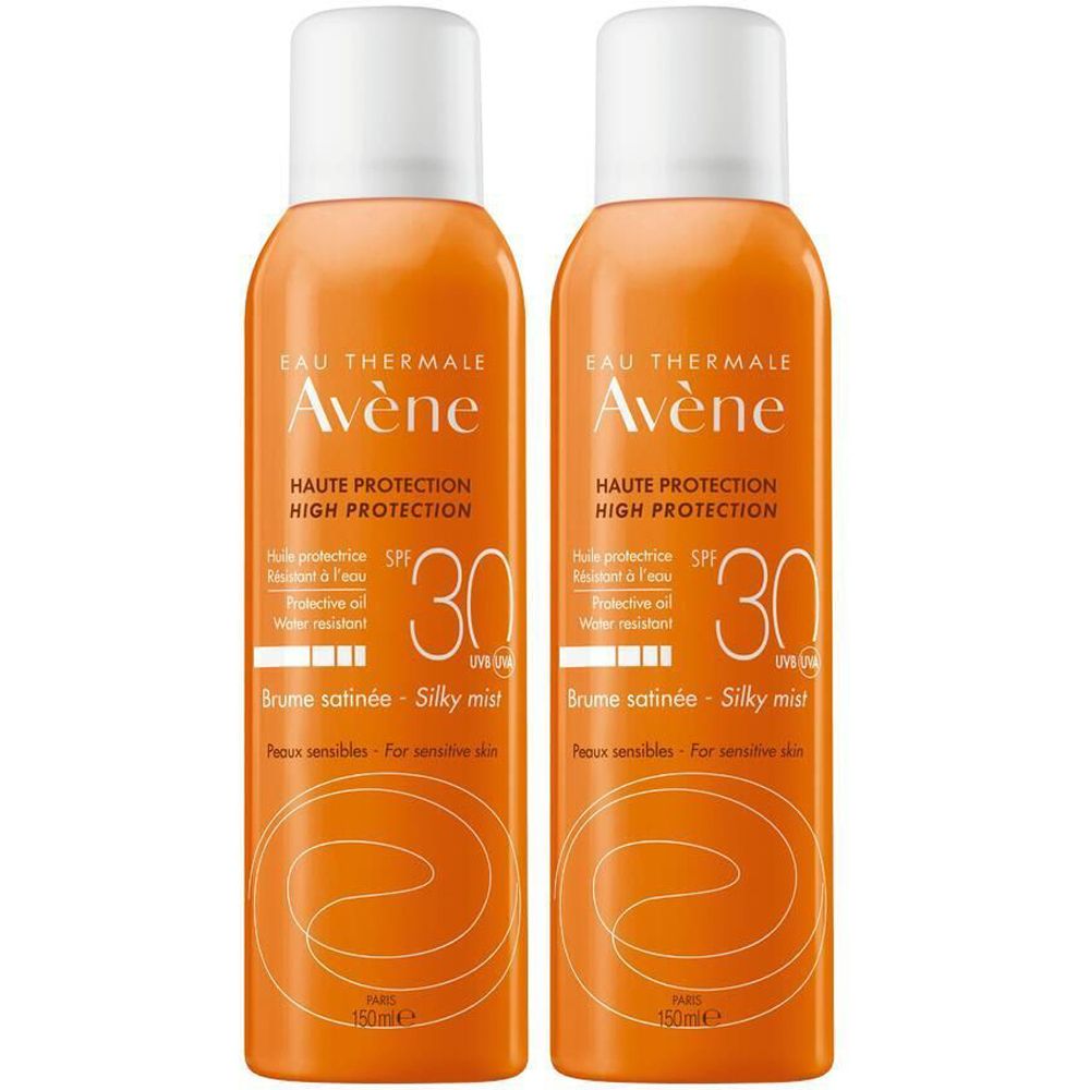 Deux flacons spray orange avec bouchons blancs. Inscription: Eau Thermale Avène, SPF 30, Brume satinée. Pour peaux sensibles.