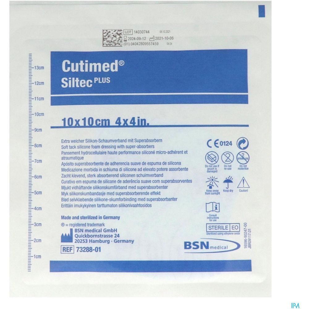 Emballage de Cutimed Siltec Plus 10x10cm. Pansement en mousse de silicone souple avec super-absorbants. Stérile.