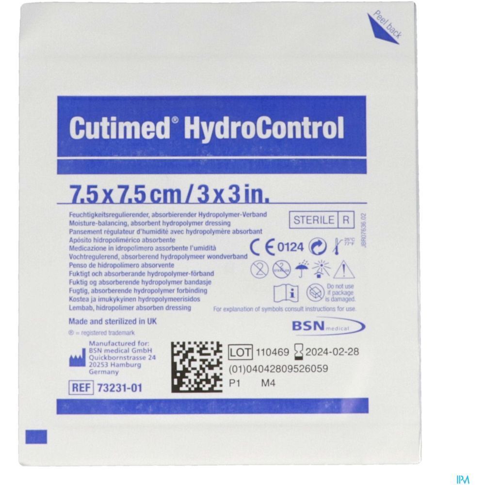 Emballage carré avec nom du produit et taille. Pansement stérile, 7,5x7,5 cm.