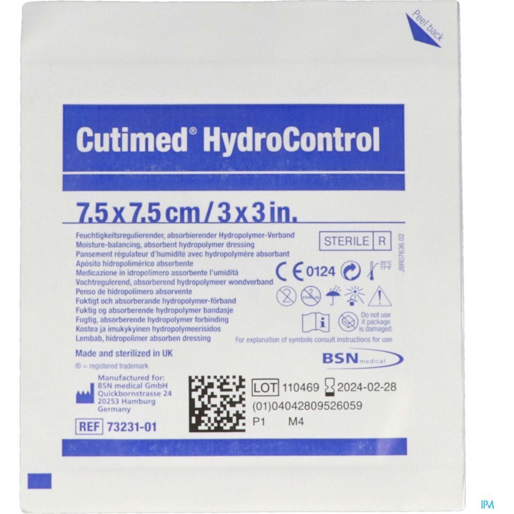 Emballage carré avec nom du produit et taille. Pansement stérile, 7,5x7,5 cm.