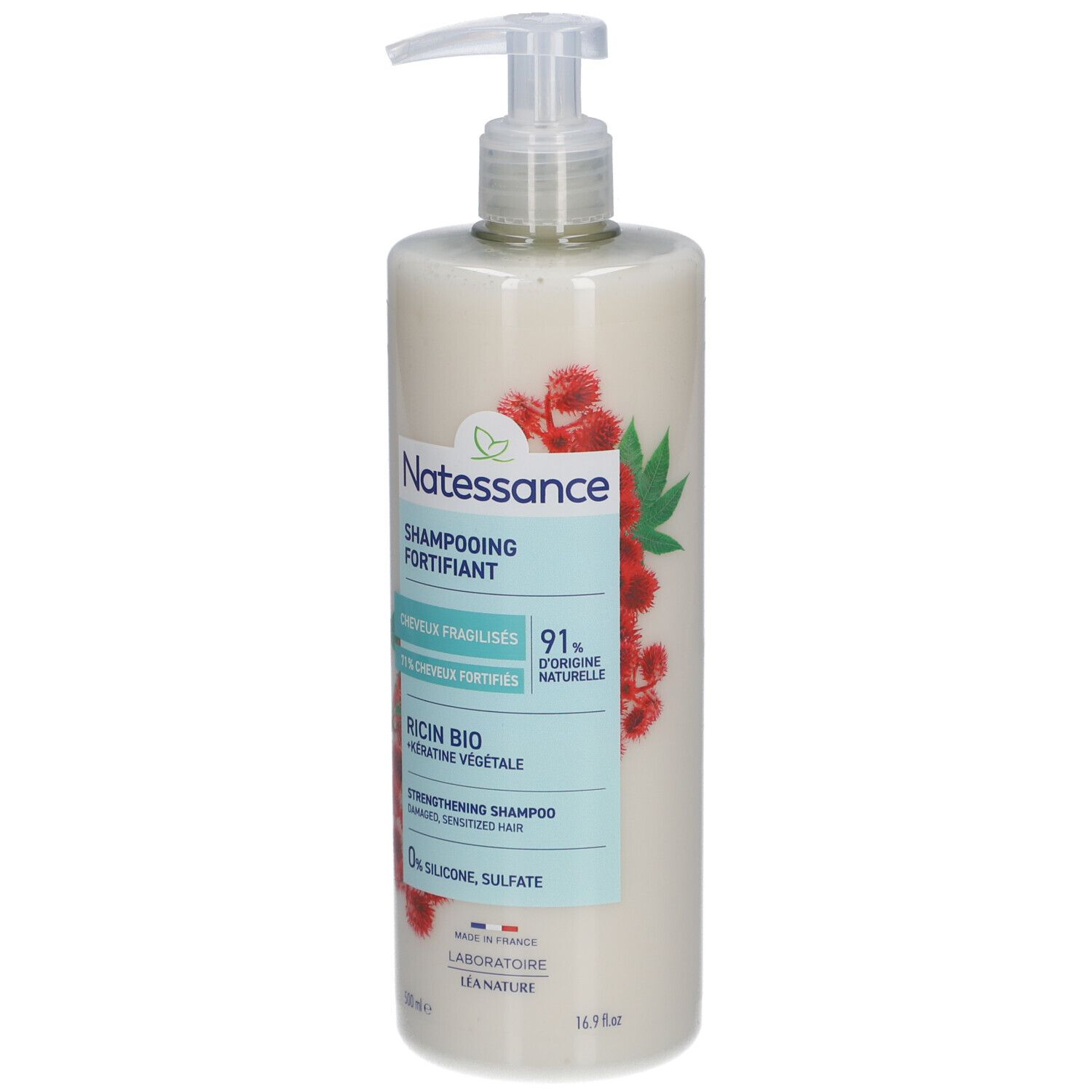 Flacon de shampooing avec pompe. Inscription: Natessance, Shampooing Fortifiant, Ricin Bio, 91% d'origine naturelle.