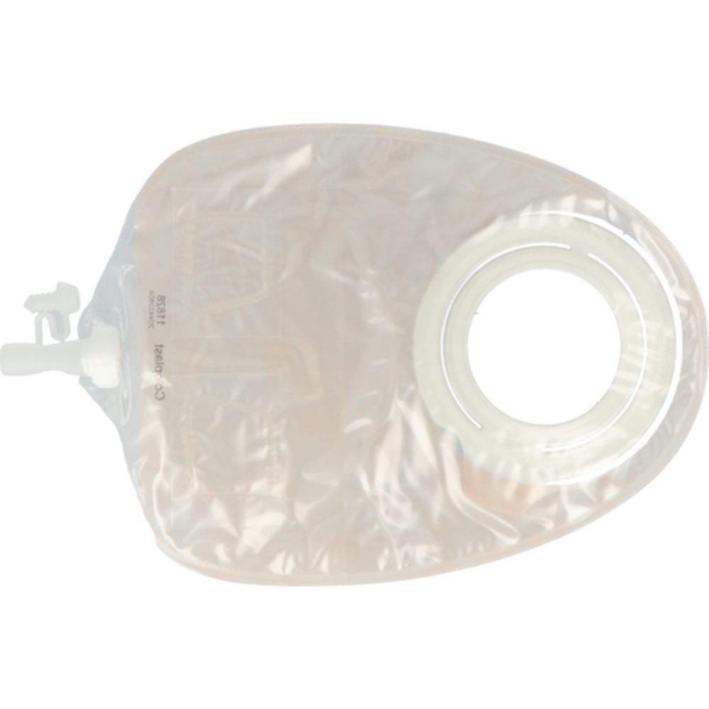 Poche d'urostomie transparente avec orifice et anneau. Détails visibles : robinet de vidange, raccord annulaire.