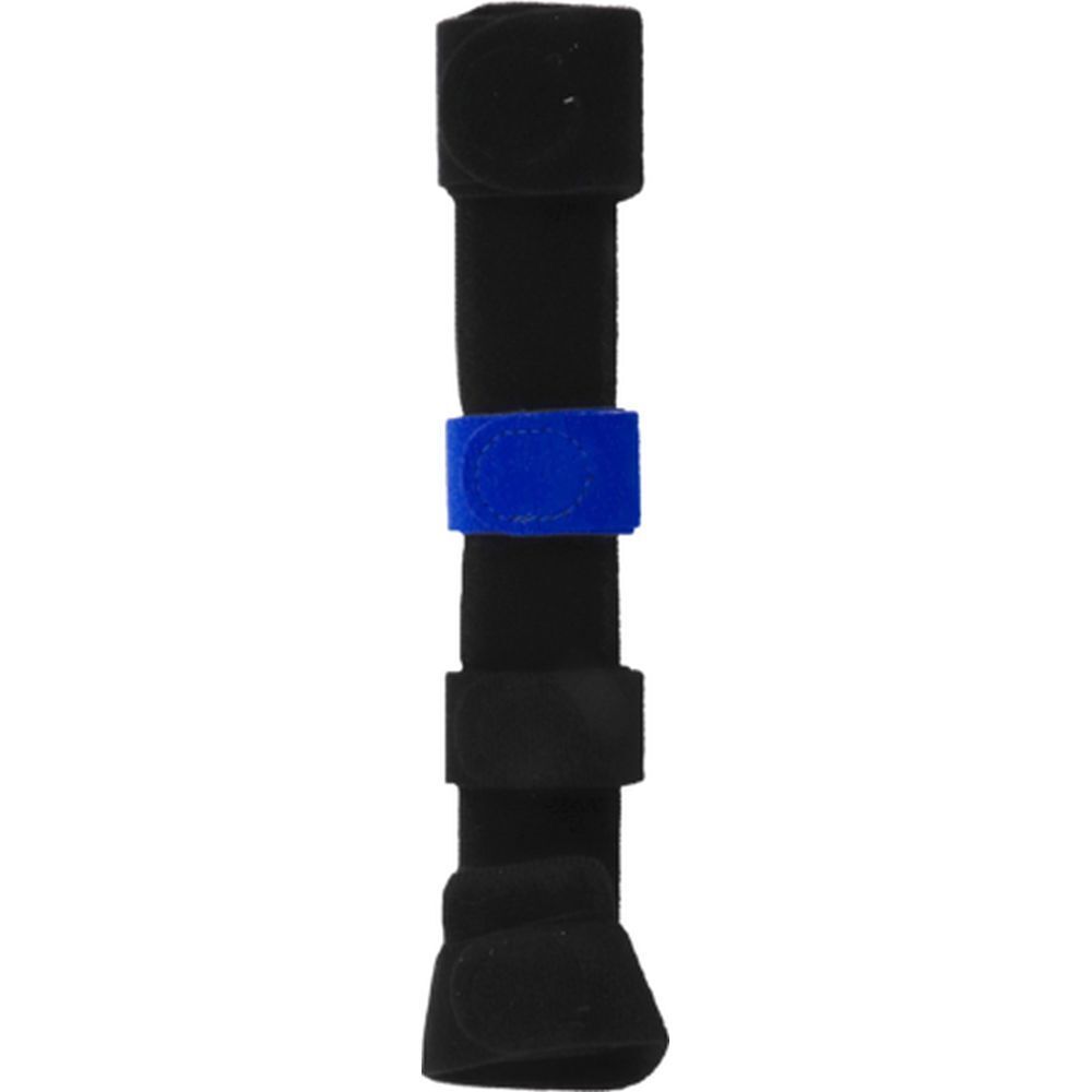 Orthèse de poignet noire avec fermetures velcro bleues et noires.