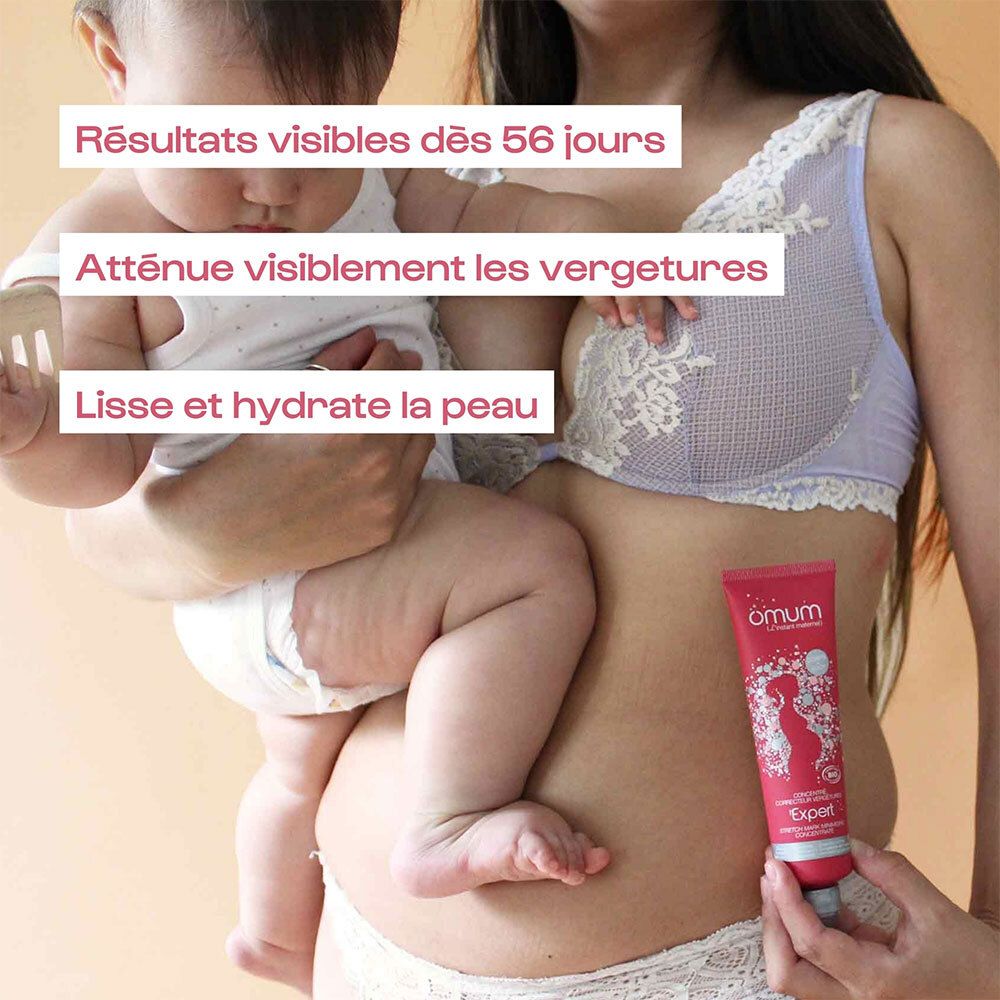 Femme avec bébé tenant le concentré Omum Expert. Résultats visibles en 56 jours.