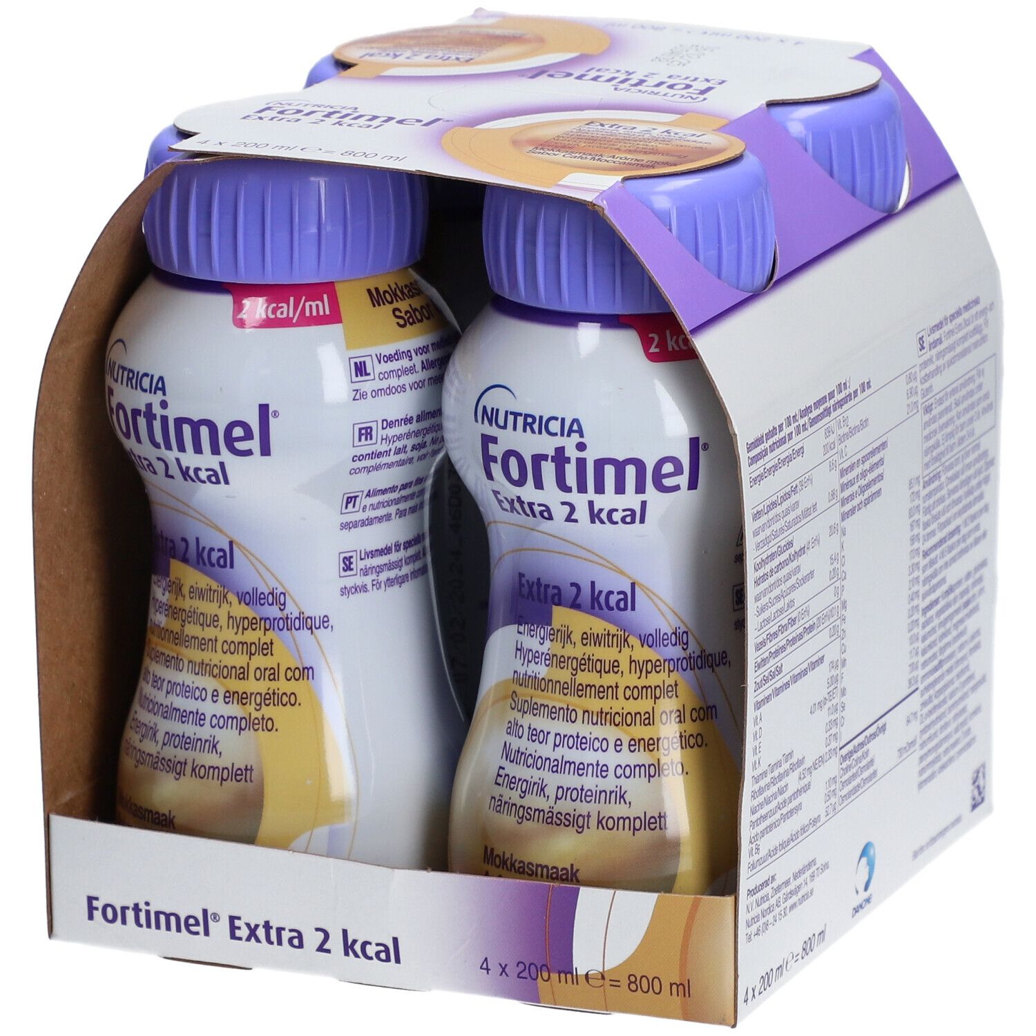Emballage de quatre bouteilles Fortimel Extra 2 kcal. Bouteilles dans un emballage en carton. Inscription : Nutricia, 2 kcal/ml, goût moka.