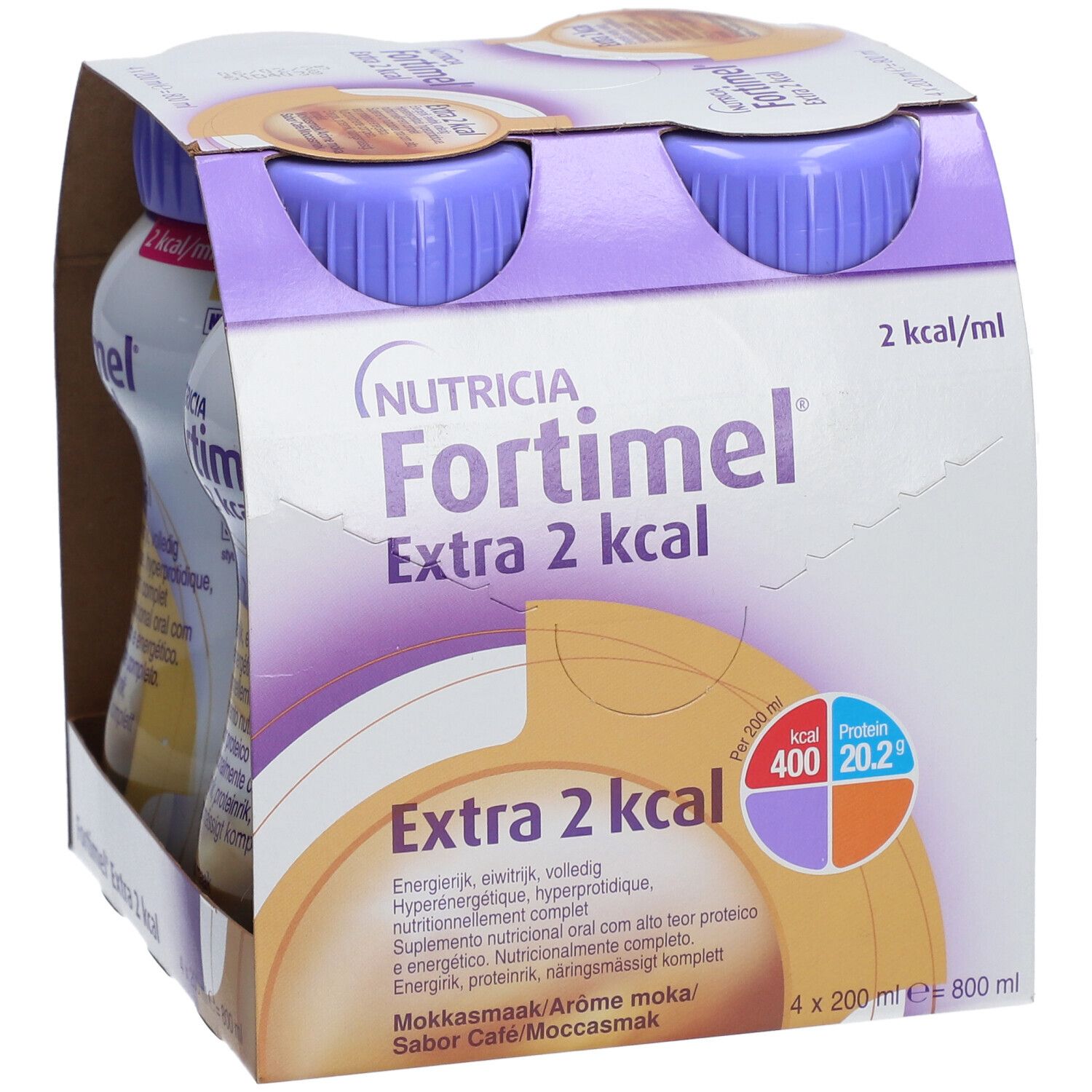 Emballage de quatre bouteilles Fortimel Extra 2 kcal. Bouteilles dans un emballage en carton. Inscription : Nutricia, 2 kcal/ml, goût moka.