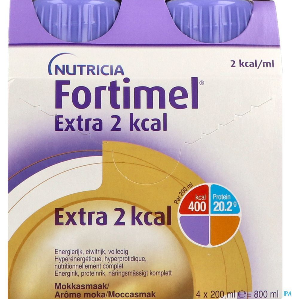 Emballage de quatre bouteilles Fortimel Extra 2 kcal. Inscription : Nutricia, 2 kcal/ml, goût moka. Informations nutritionnelles.
