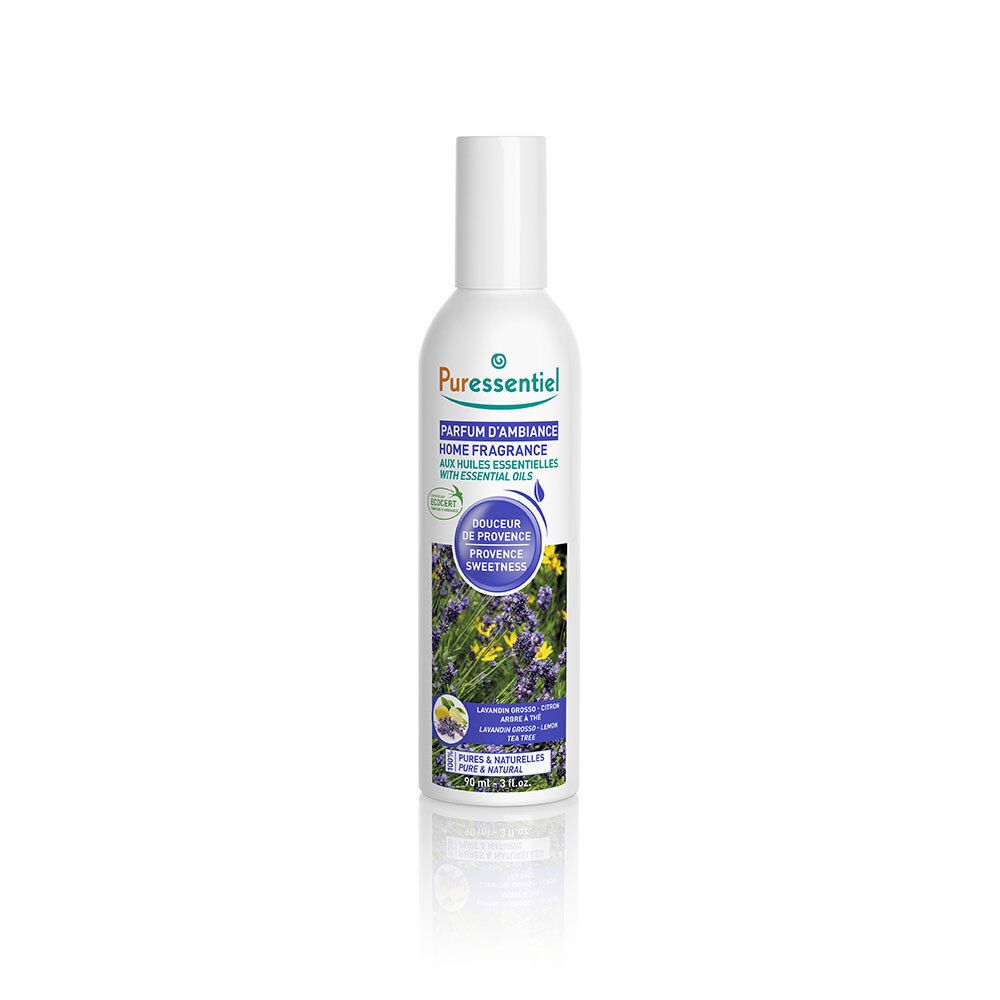 Spray d'ambiance Puressentiel. Flacon blanc, étiquette bleu-violet. Parfum Douceur de Provence, huiles essentielles.