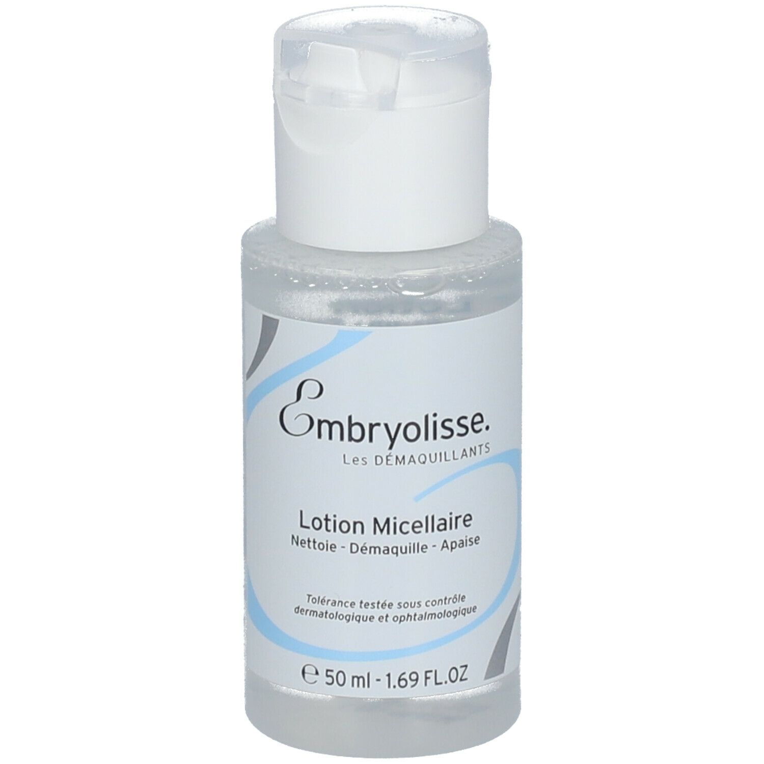 Flacon transparent avec bouchon blanc. Inscription: Embryolisse, Lotion Micellaire. Éléments de design bleus et gris. Volume: 50 ml.