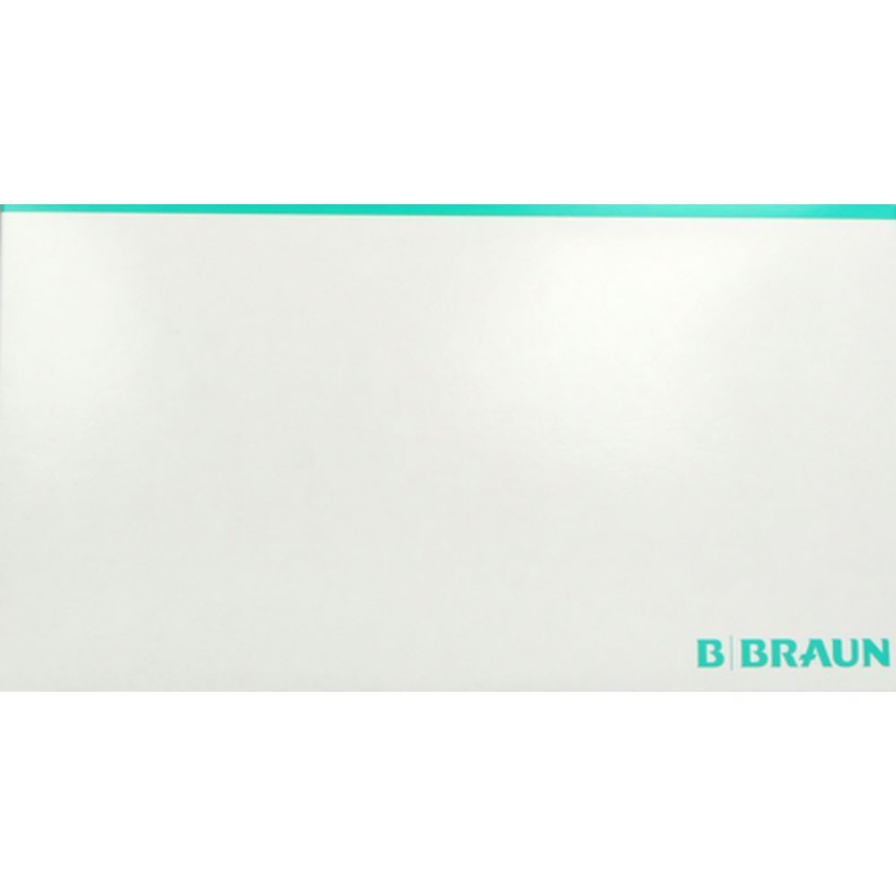Emballage blanc avec liseré turquoise et logo B BRAUN. Aucun autre détail visible.