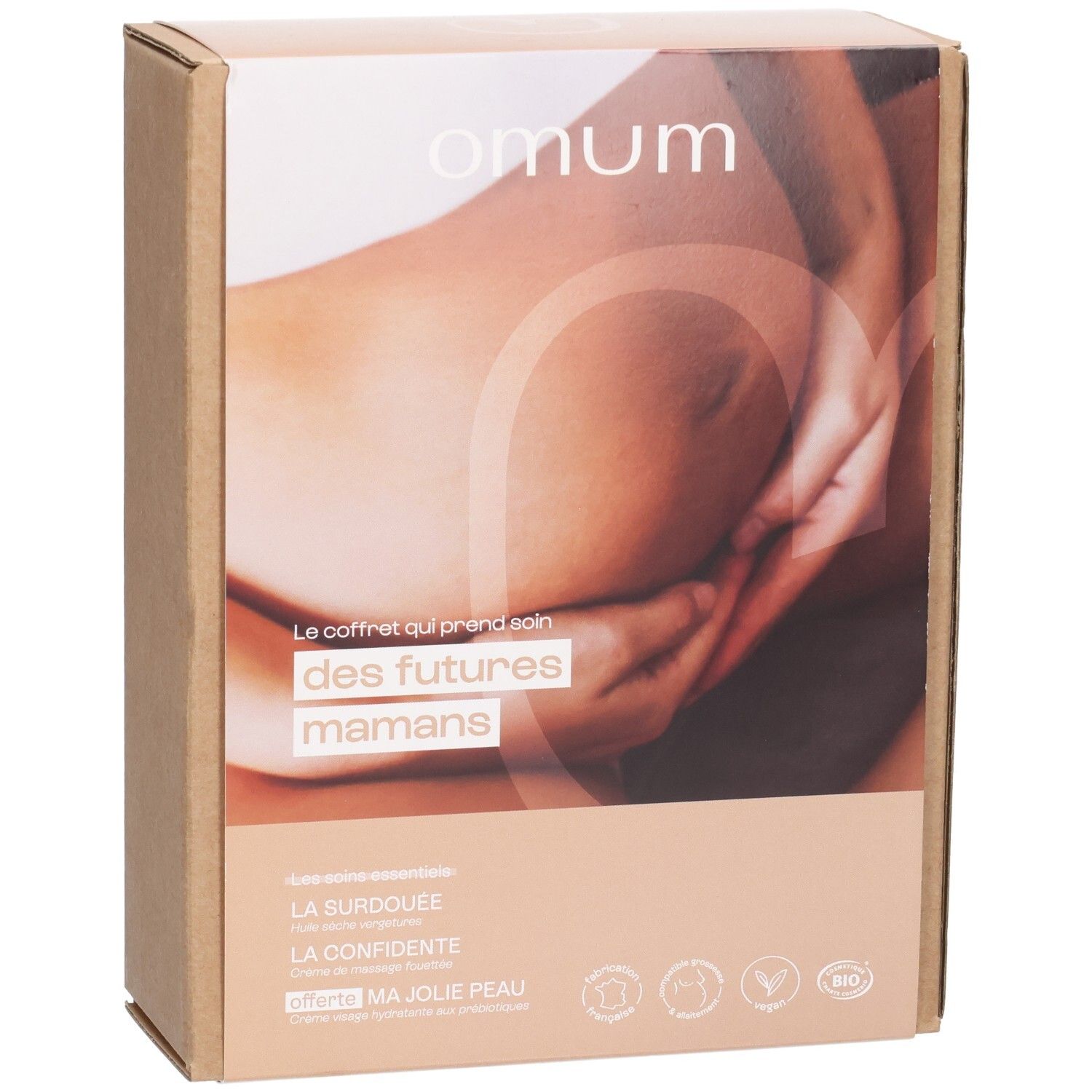 Boîte cadeau OMUM pour futures mamans, face avant avec image, noms de produits et logos.