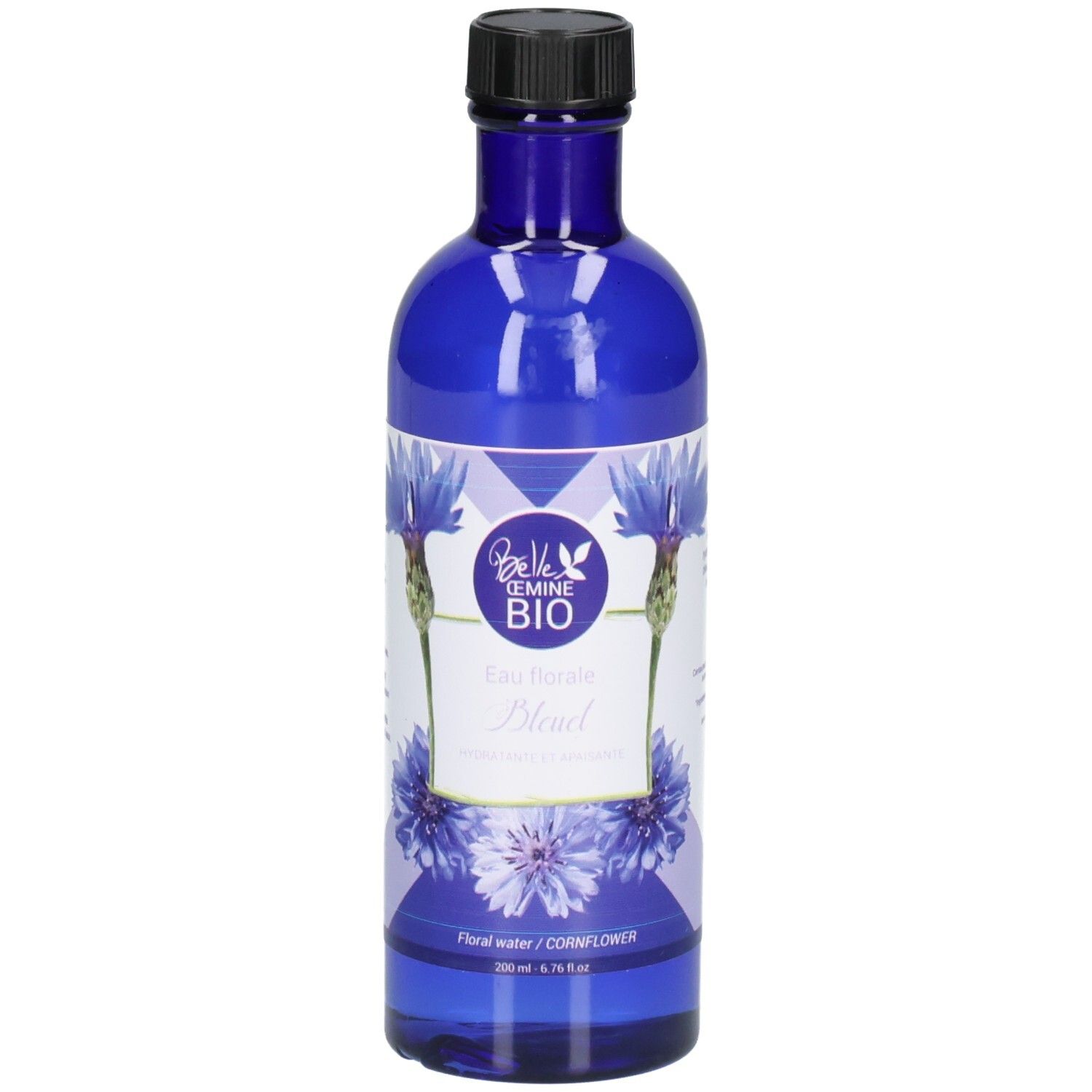 Bouteille en verre bleue avec bouchon noir, étiquette avec bleuets et "Belle &eminé BIO Eau Florale Bleuet".