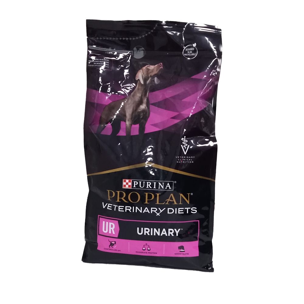 Sac PURINA® PRO PLAN® VETERINARY DIETS pour chien. Noir, accents roses et dorés. Image de chien. Texte "UR Urinary".