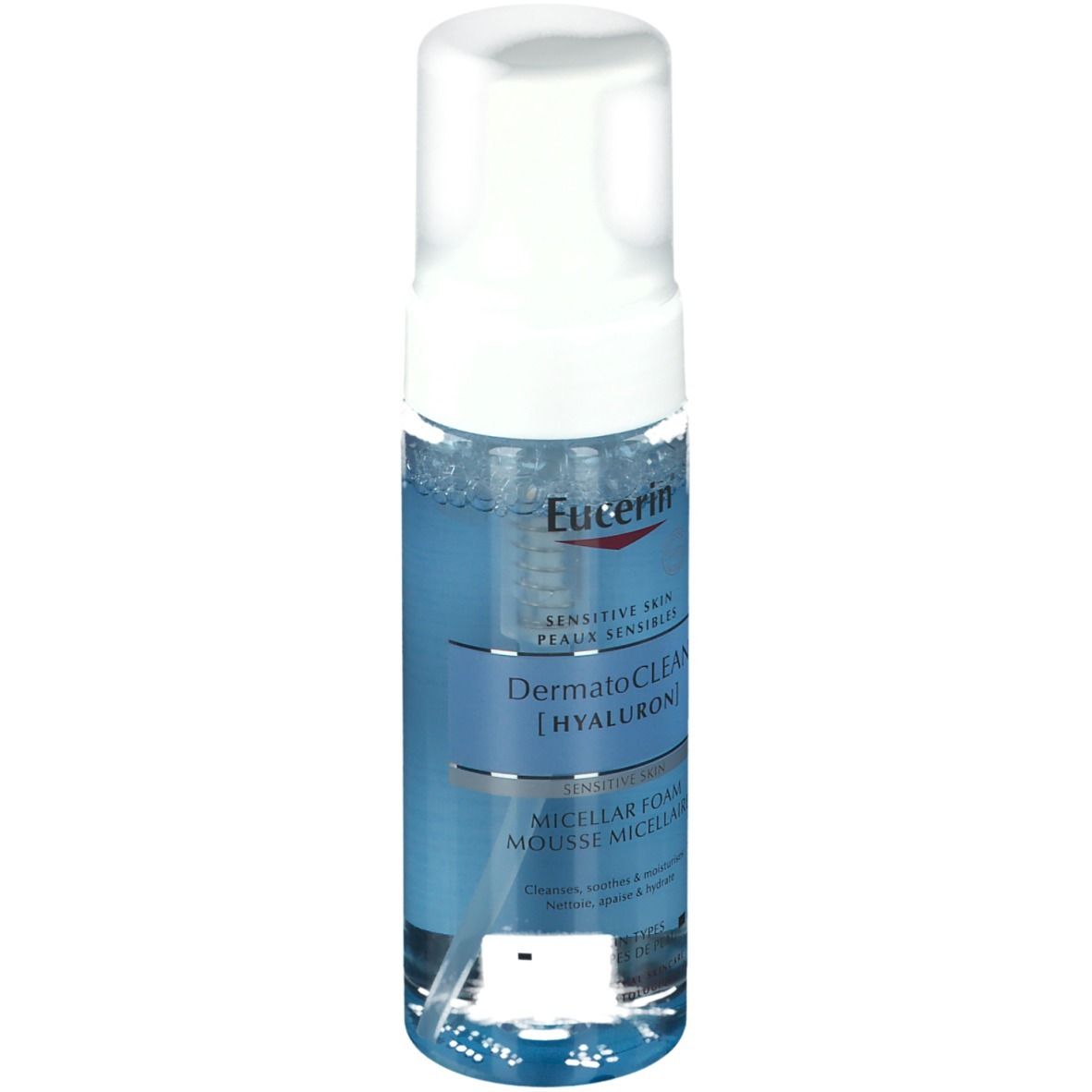 Eucerin DermatoCLEAN [Hyaluron] Mousse micellaire. Flacon avec étiquette bleue et pompe blanche. Marque et nom du produit.