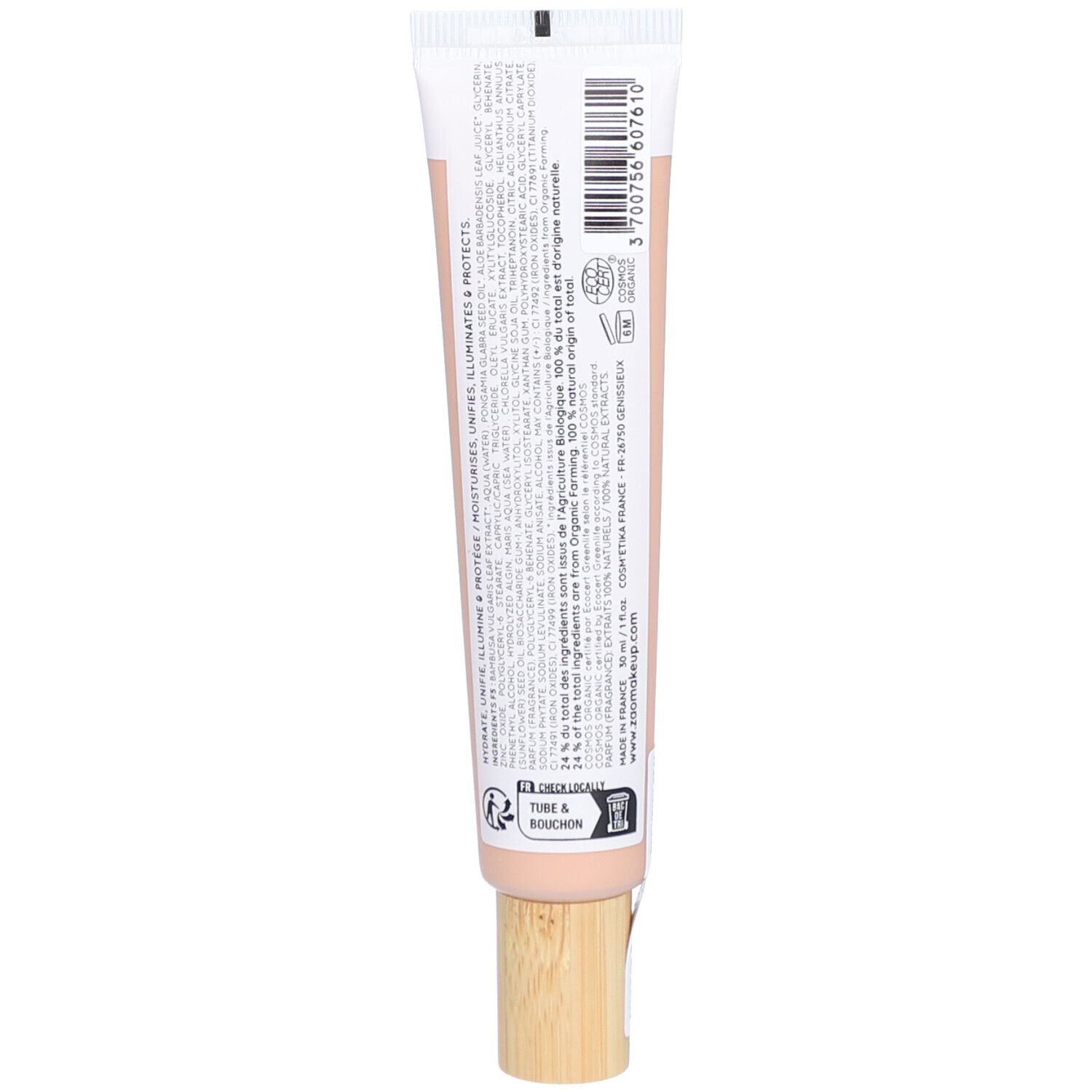 Dos du tube Zao BB Crème. Tube beige avec texte et code-barres. Texte: ingrédients 100% naturels, vegan.