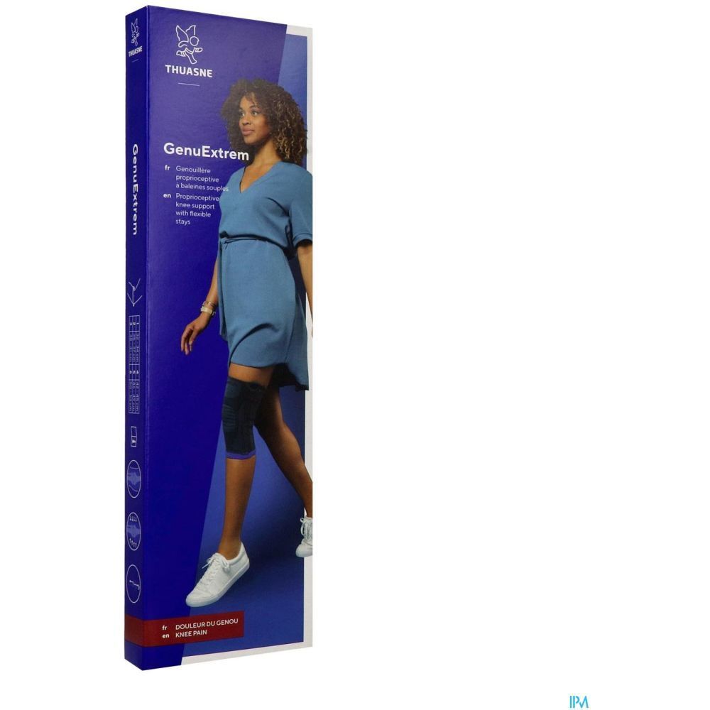 Genouillère THUASNE GenuExtrem sur la jambe d'une femme. Emballage avec nom et logo du produit, femme marchant.