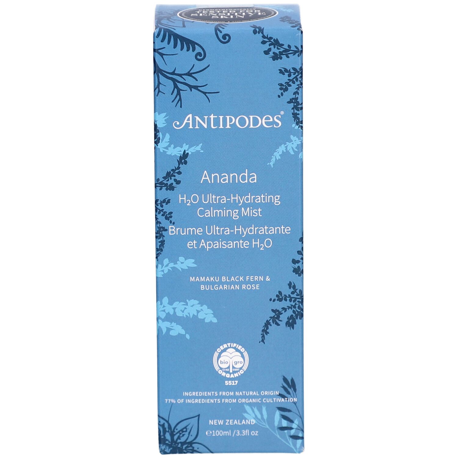 Emballage bleu et blanc. Inscription ANTIPODES, Ananda, Brume Ultra-Hydratante et Apaisante H2O. Certifications et informations.