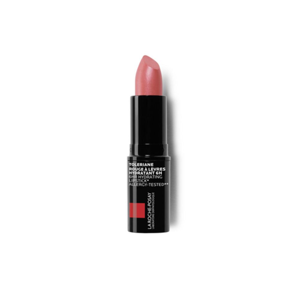 Rouge à lèvres rose. Étui noir avec texte blanc et rectangle rouge. Marque : LA ROCHE-POSAY.