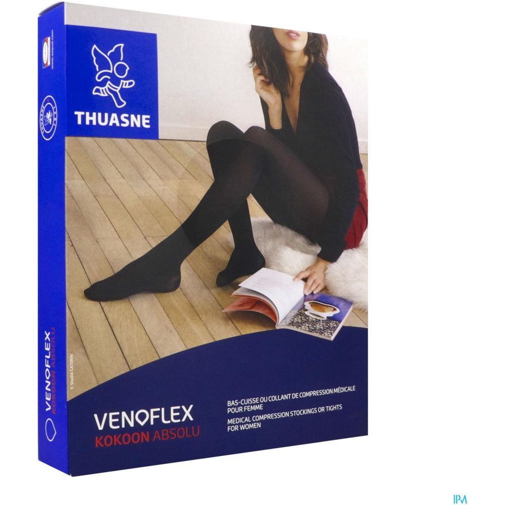 Emballage du produit. Bas de compression noirs. Inscriptions: THUASNE, VENOLEX, KOKOON ABSOLU. Femme assise avec un livre.