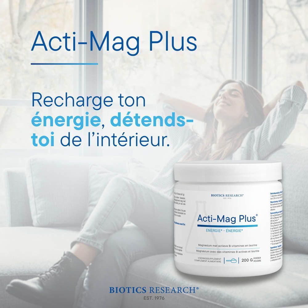 Deux contenants de Biotics Acti-Mag Plus 400 mg avec cuillères doseuses et poudre.