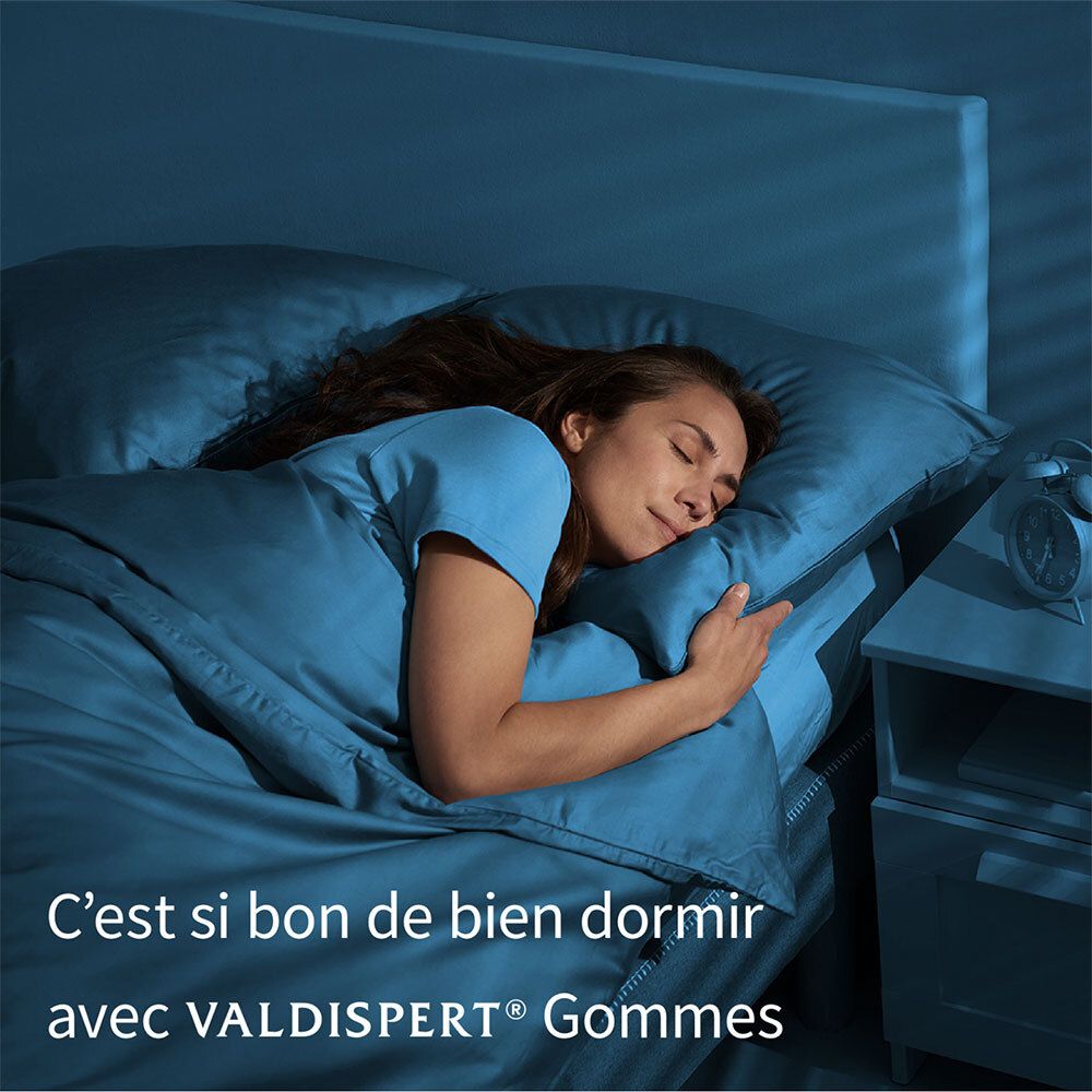 Femme dormant dans un lit bleu. Texte : C'est si bon de bien dormir avec Valdispert Gommes.