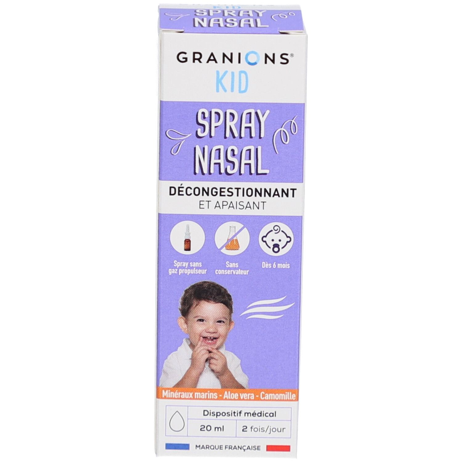 Emballage du produit avec flacon de spray nasal. Boîte avec nom du produit, image d'enfant et informations.