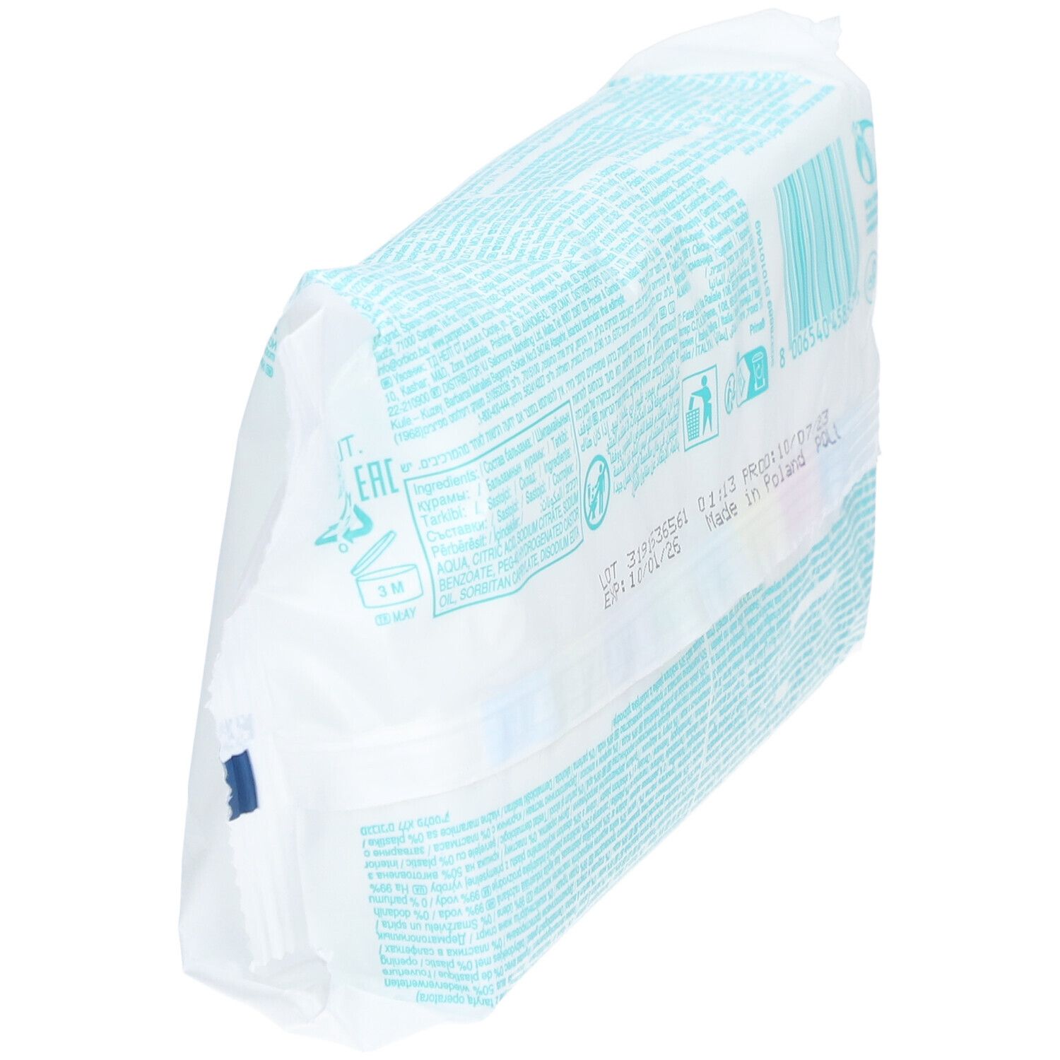 Dos en biais du paquet de lingettes Pampers Harmonie Aqua. Texte et code-barres. Fabriqué en Pologne. Date de péremption : 18/01/26.