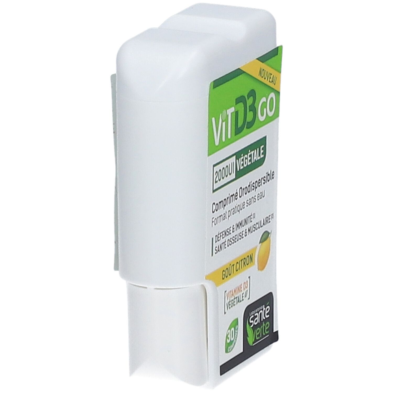 Boîte blanche rectangulaire avec étiquette verte. Inscription: Vit D3 GO, 2000UI, végétale. Goût citron. Marque: Santé Verte. Vue latérale.