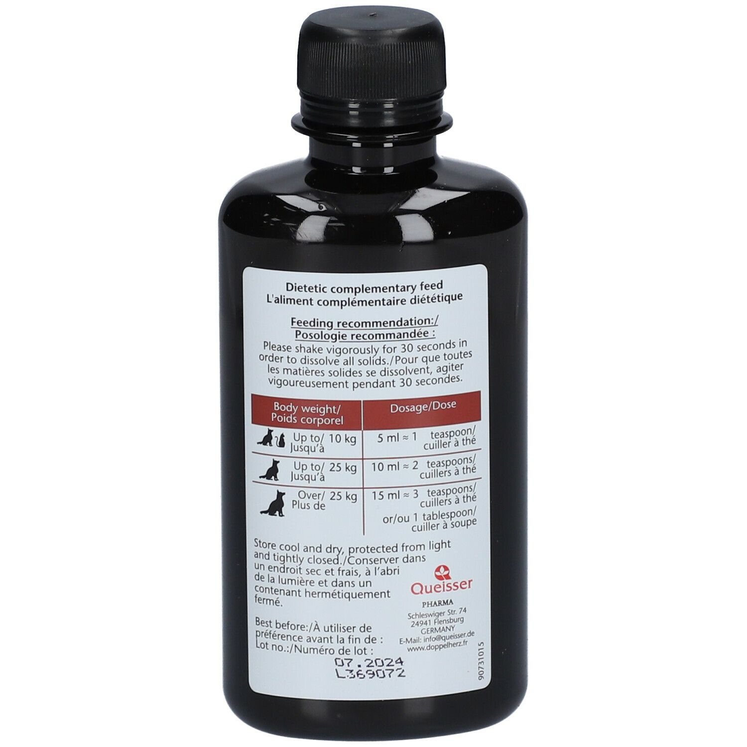 Dos de la bouteille noire. Recommandations posologiques pour chiens et chats. Queisser Pharma. À consommer de préférence avant 07.2024.