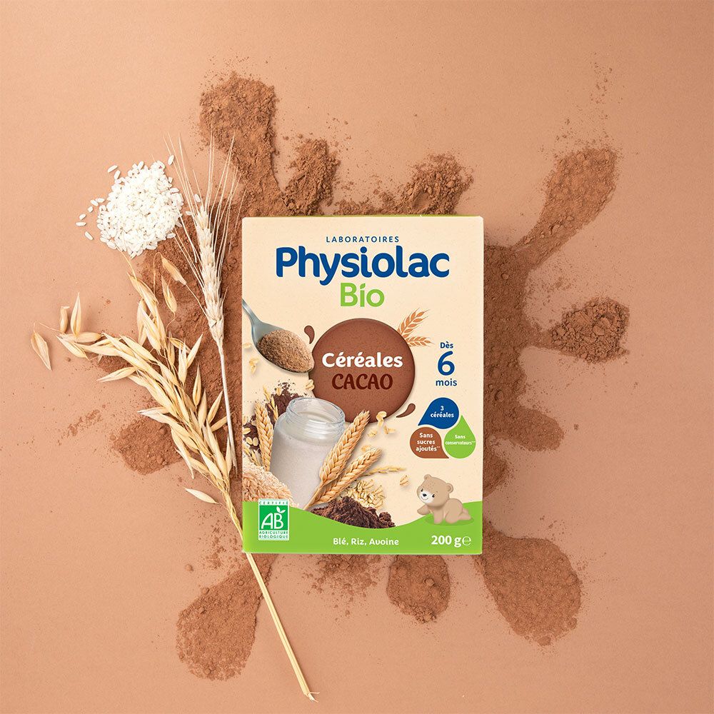 Boîte de Céréales Cacao Physiolac Bio entourée d'ingrédients. Label AB. 200g. Dès 6 mois.