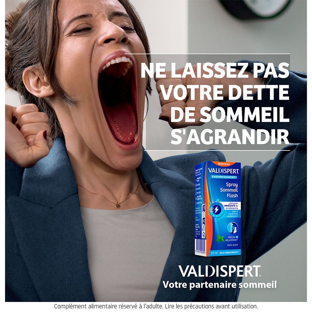 Publicité avec femme bâillant et Valdispert Spray Sommeil Flash.