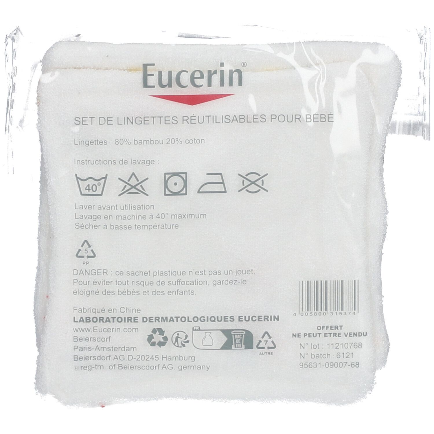 Emballage de lingettes bébé Eucerin. Texte avec informations produit et symboles de lavage. Emballage transparent.