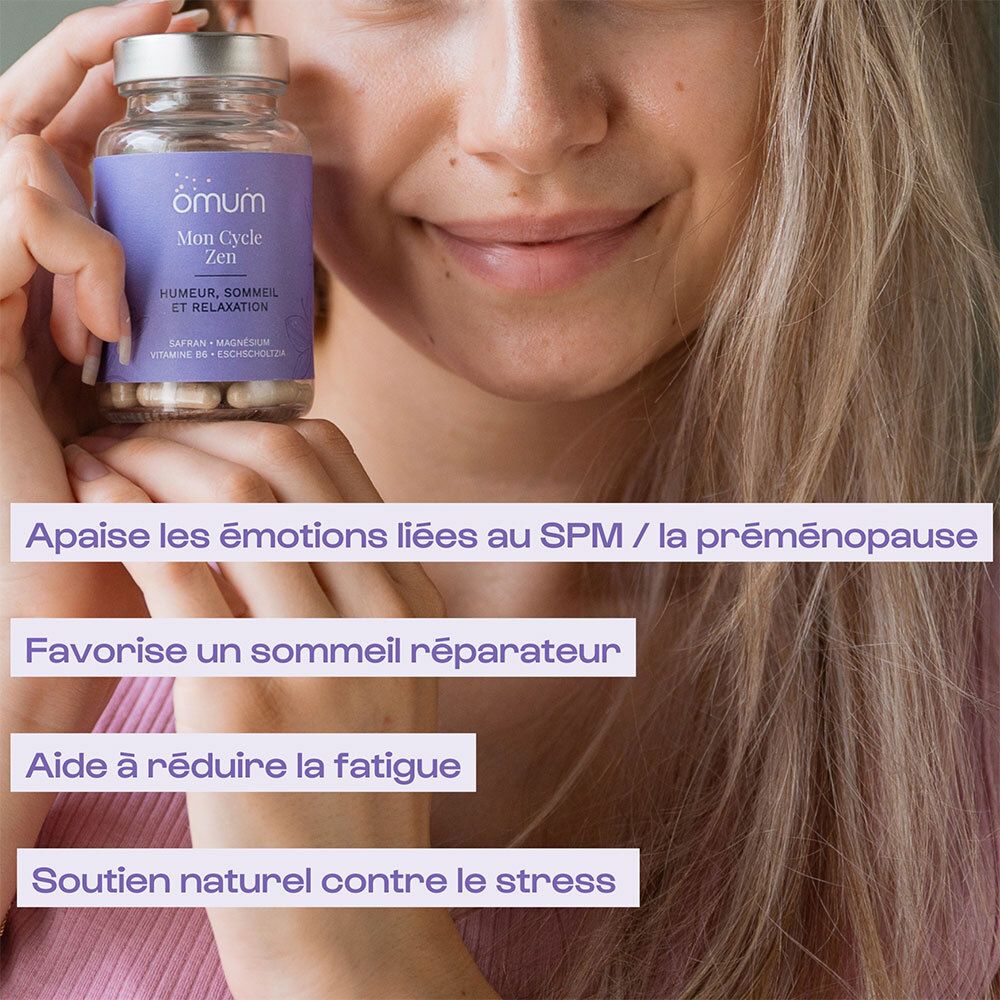 Femme tenant un flacon Omum Mon Cycle Zen. "Apaise émotions, favorise sommeil, réduit fatigue, soutien stress."