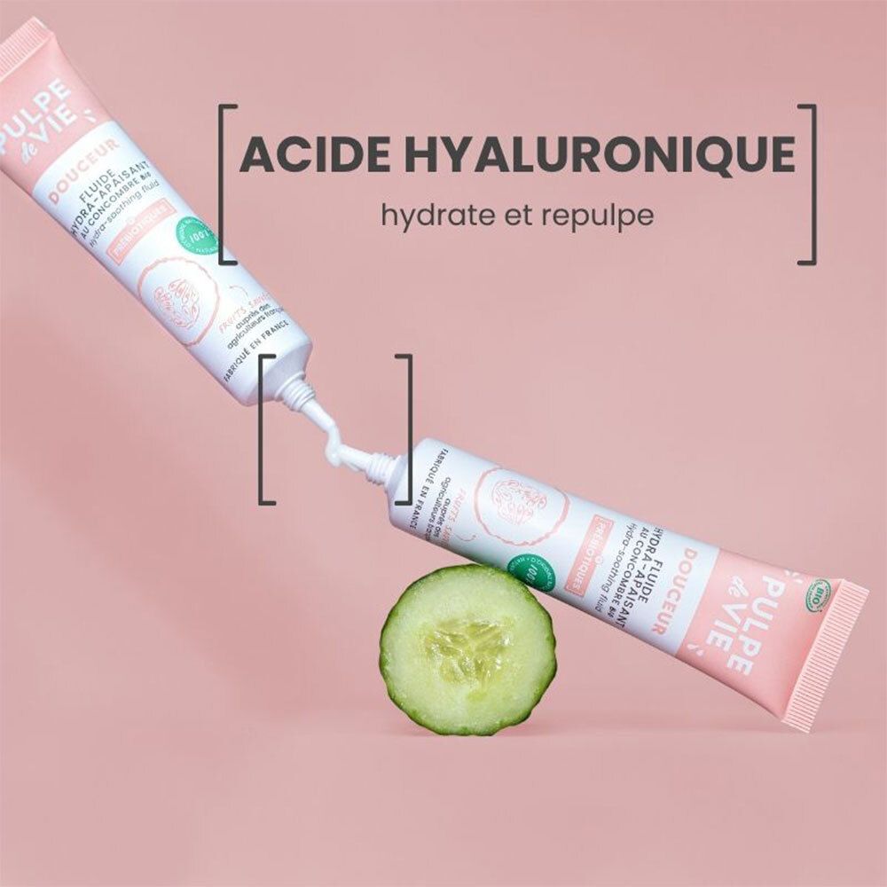 Deux tubes et une tranche de concombre. Texte: ACIDE HYALURONIQUE hydrate et repulpe.