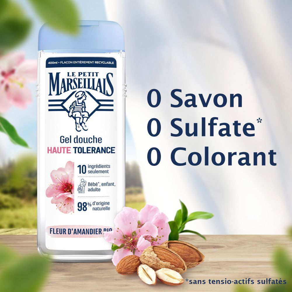 Flacon, fleurs, amandes. Texte: 0 savon, 0 sulfate, 0 colorant. 10 ingrédients. 98% d'origine naturelle.