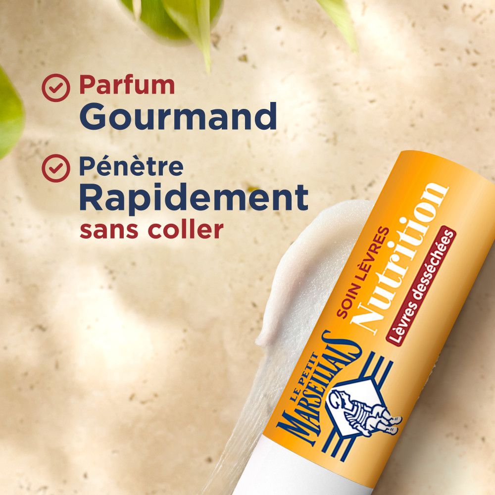 Stick à lèvres Le Petit Marseillais. Texte: Parfum Gourmand, pénètre rapidement. Nutrition, lèvres sèches.