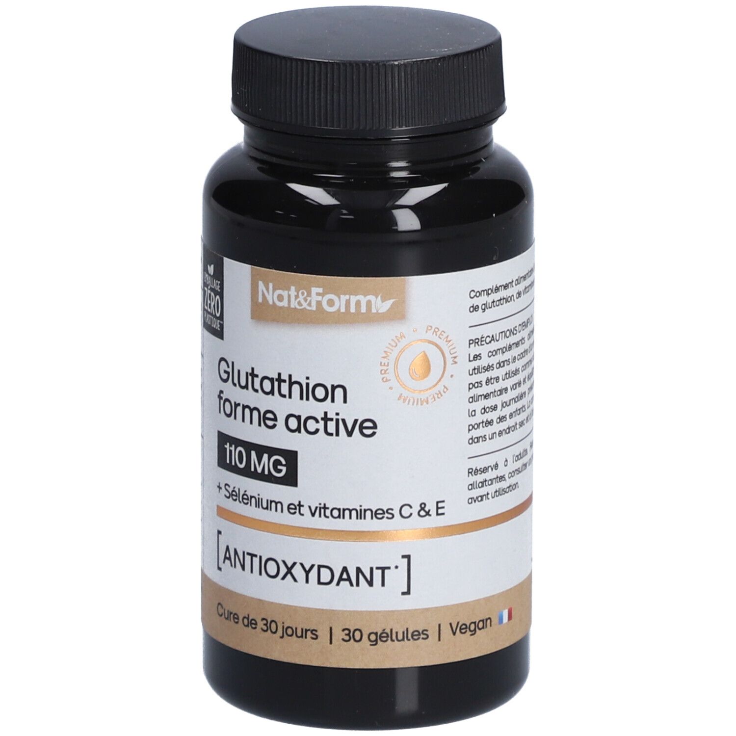 Flacon marron de gélules. Inscription: Nat&Form, Glutathion forme active 110 MG, + Sélénium et vitamines C&E, [ANTIOXYDANT].