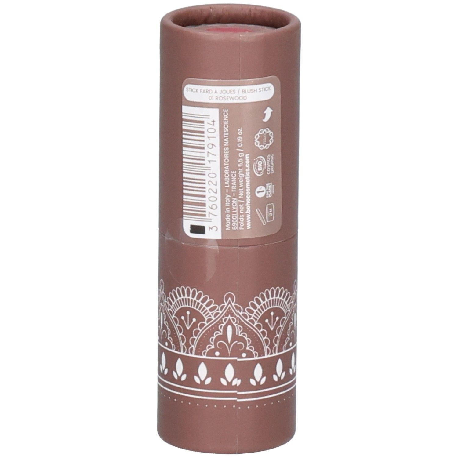 Emballage cylindrique marron avec étiquette. Contient du fard à joues. Marque : bo-ho green make-up. Avec informations produit.