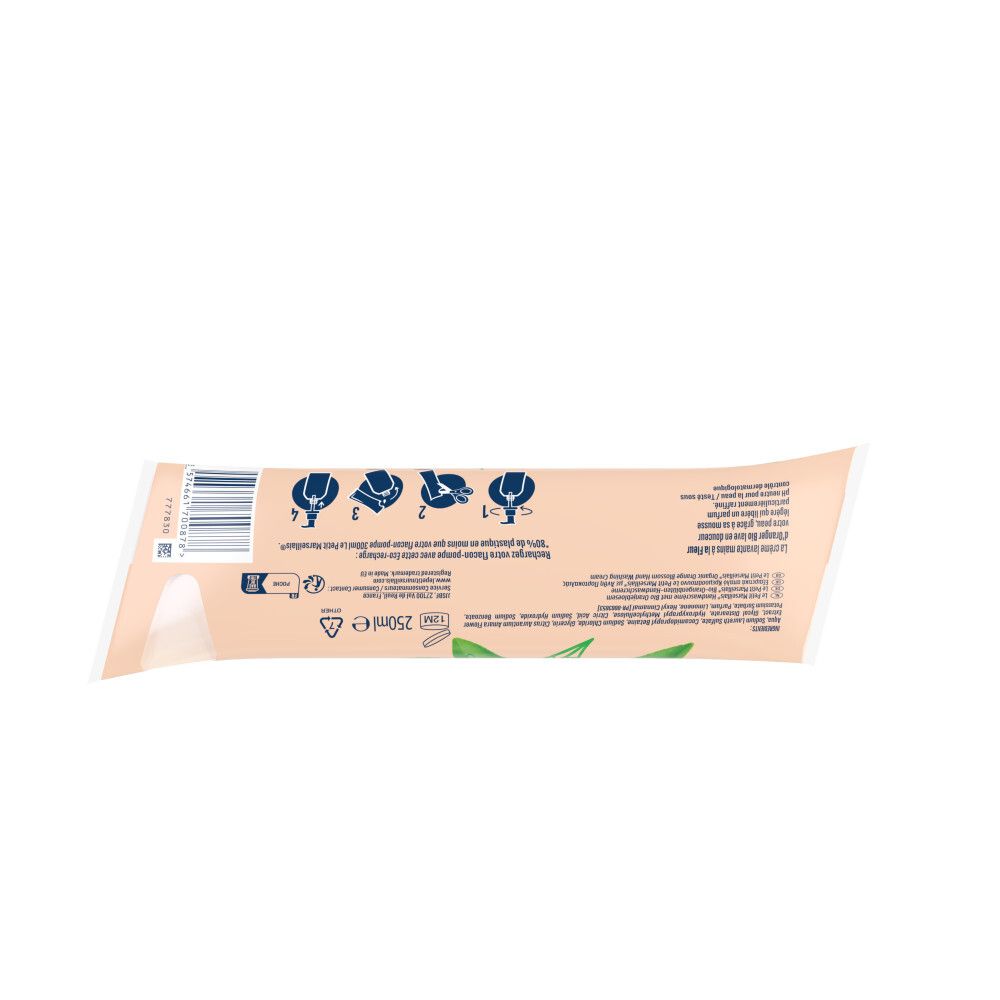 Arrière de l'emballage de crème lavante Le Petit Marseillais avec instructions et code-barres.
