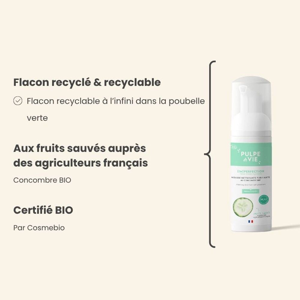 Un flacon INIMPERFECTION. Texte: Flacon recyclé & recyclable, Aux fruits sauvés, Certifié BIO Par Cosmebio.