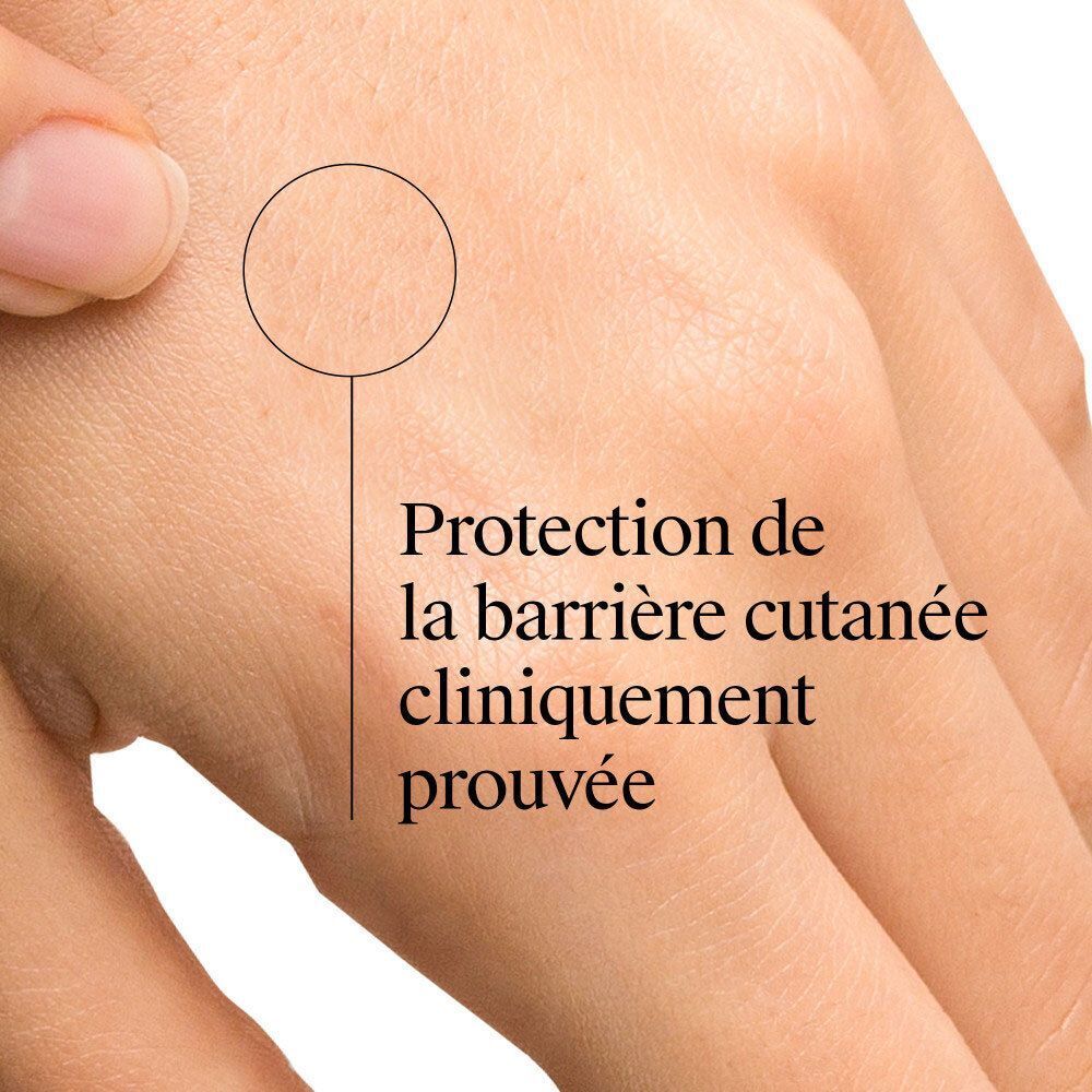 Main avec protection de la barrière cutanée prouvée.