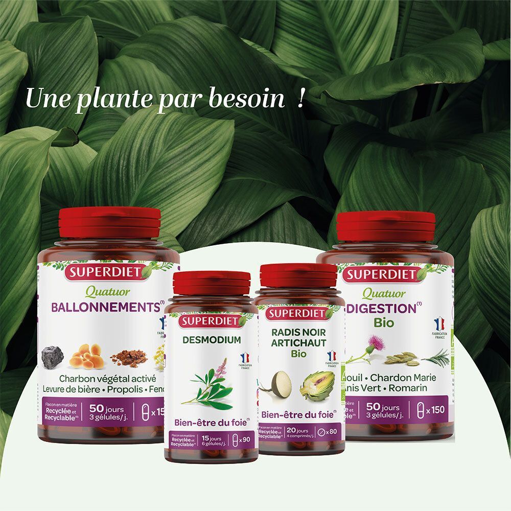 Quatre flacons SUPERDIET, dont Chardon Marie Bio, Ballonnements, Desmodium, Radis Noir Artichaut Bio.