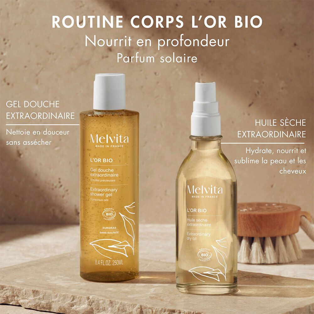 Deux produits Melvita L'Or Bio. Huile sèche et gel douche. Texte: Routine corps.