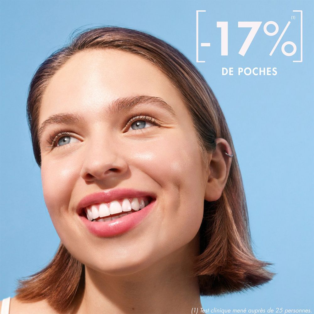 Jeune femme souriante. Texte : -17% de poches.