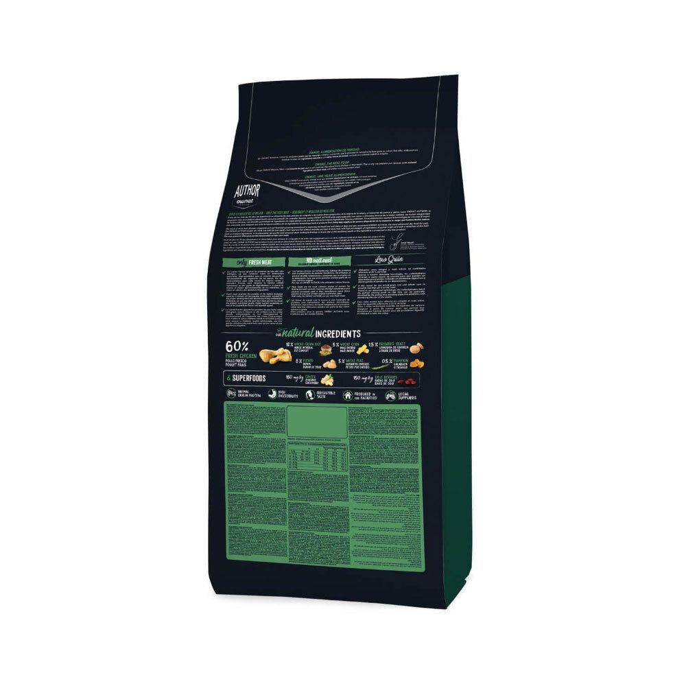 Dos du sac de nourriture pour chiens OWNAT DOG FRESH JUNIOR POULET. Contient des informations sur les ingrédients et la valeur nutritionnelle.