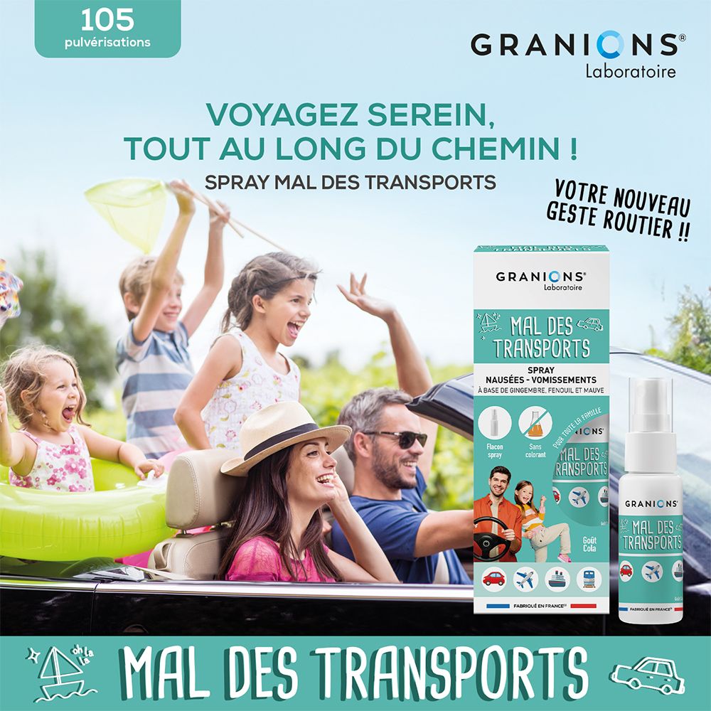 Produit et famille en voiture. Texte : MAL DES TRANSPORTS. 105 pulvérisations. Spray contre le mal des transports. Goût cola.